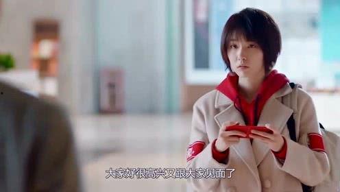 娱乐吃瓜个人简介简短,揭秘娱乐圈幕后故事